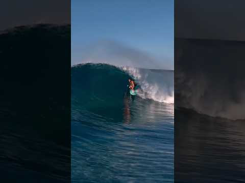 The Perfect Maldives Barrel / This Is Why You Book A Maldives Surf Charter