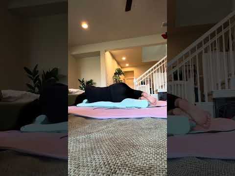 The HoMedics Heated Air Compression Back Stretching Mat uses air pressure and heat therapy to