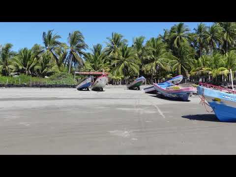 Playa El Toro, Depto, Usulután, El Salvador.