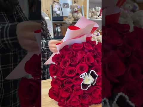 #flowers #bouquet #flowerarrangement #roses