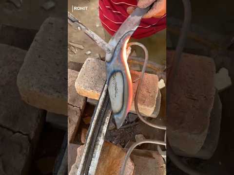 Quenching Sharp Knife In water 😱
