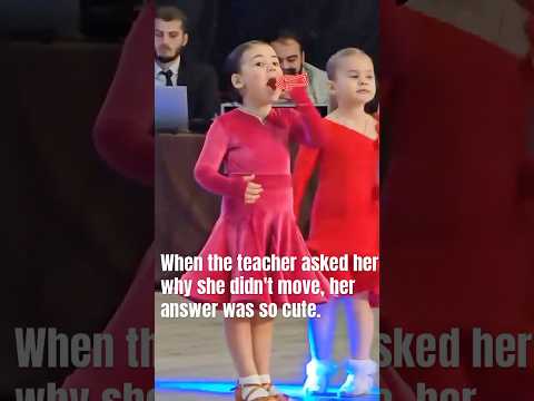 When the teacher asked her why she didn't move, her answer was so cute🥰🥰.#funny#shorts