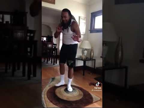 he droppin' down & gettin' his eagle on in his grandma house😂