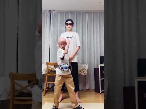 욘니와치애 17만 감사합니다!! 욘니는 변신 치애는 비서(?) #100만 가즈아