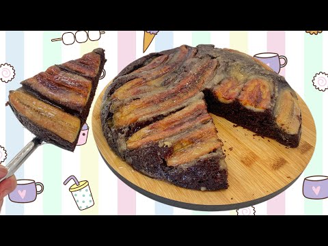 Recipe Chocolate Cake with Caramelized Banana in a frying pan