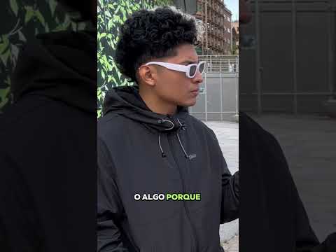 Creo q es “Sloowtrack” (video completo en mi ig @coroniel_ ) #entrevista #calle #peru #preguntas