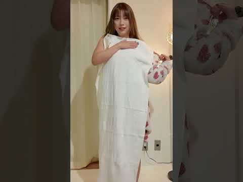 タオルのうしろでお着替えにチャレンジしました♪#towel #challenge