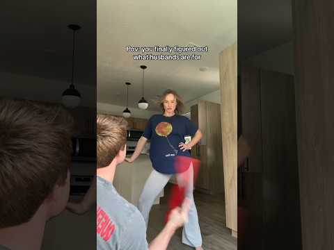 Conner helping me live out my Beyoncé dreams hahahaha #dancing #dancingqueen #marriedlife
