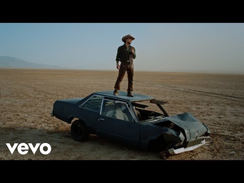 Christian Nodal - Sé Feliz X Mí (Video Oficial)