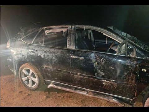 KITALO! Batano baffiridewo mukabenja ke'mmotoka ewabye negwa mumazzi.