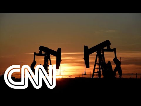 Petróleo cai e chega a operar no preço pré-guerra | CNN PRIME TIME