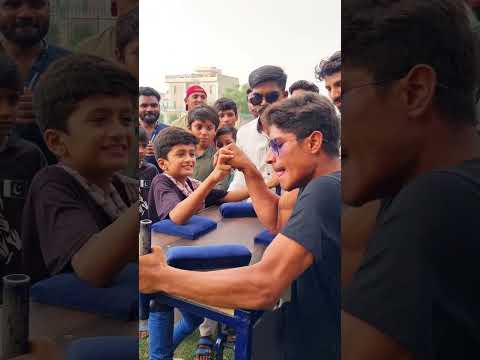 Little armwrestler attitude status 🔥 wait for end 😎  #viral #funny #armwrestler #sport #armwresling