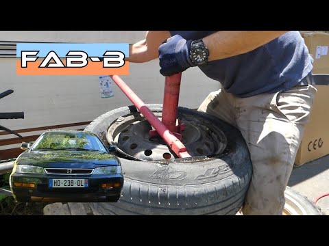 Je remplace les pneus de la Honda Accord + équilibrage avec billes de verre