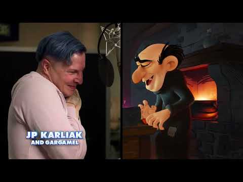 Smurfs | It Takes A Smurf Village Featurette | Paramount Pictures UK