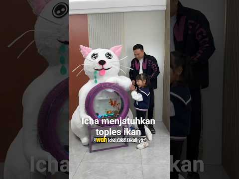 Icha menjatuhkan toples ikan malah ayah kena batunya #shorts #videolucu #dubbing #videokocak