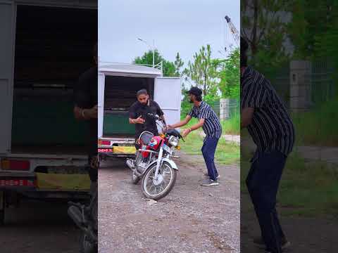 One bike Free 😂 #salahuddinsatti #fyp #foryou #foryoupage #shortstories