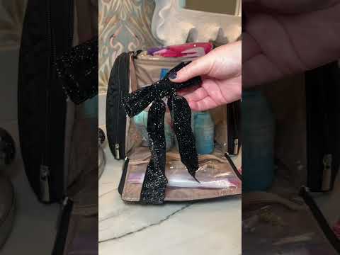 ✈️ AMAZON TRAVEL MUST HAVE ✈️ #travel #toiletrybag #amazonfinds #fallintoshorts