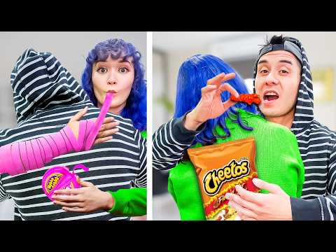 HOW TO SNEAK SNACKS FROM YOUR SIBLINGS  | SNEAKING EVERYTHING BY CRAFTY HACKS PLUS