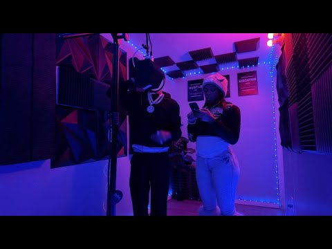 QUEEEESKI & LIL C4 MAKE A HIT SONG IN 1 HOUR | JERSEYCLUB EDITION