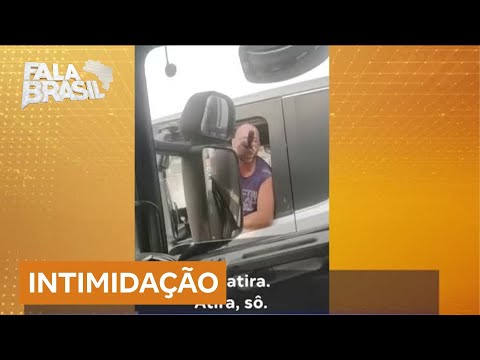 Caminhoneiro é preso após ameaçar motorista com arma em MG