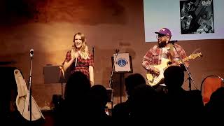 Zdenka Trvalcová & VOILA  - Café a Prague