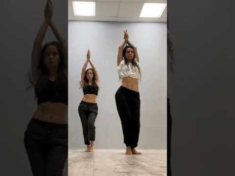 The synchrony is everything in this video #bellydancefusion