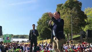 Platzkonzert 2026: Begrüßung und Gastdirigent Christian Scharpf - Deutschmeister Regimentsmarsch (Video: Nina Eichinger) Video: Platzkonzert 2026: Begrüßung und Gastdirigent Christian Scharpf - Deutschmeister Regimentsmarsch (Video: Nina Eichinger)