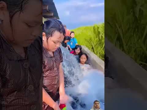 senangnya obok obok air #funny #berenang #komedi #lucu #comedy #sambilancuan #dramakomedi