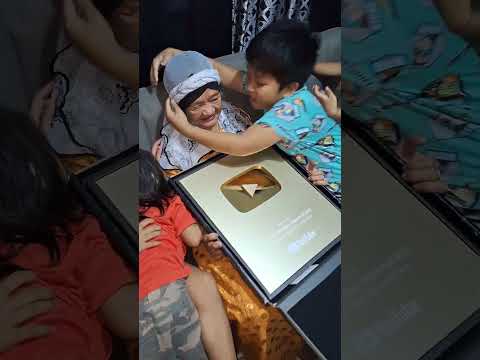 OMG????Gold Play Button▶️ ??♥️Thank you fam for supporting me and my channel? #thankful #blessed