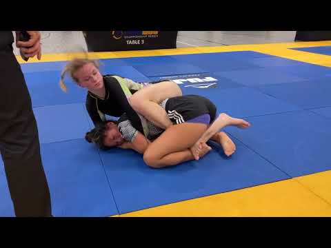 Jiu Jitsu Arm bar from Sasha