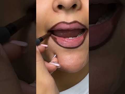 Cómo crear unos labios gruesos y seductores #maquillaje #beauty #reels #shortvideo