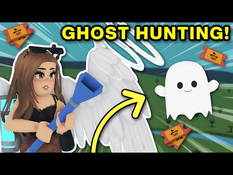 GHOST HUNTING with Bloxburg YouTubers!