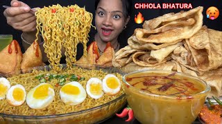 MAGGI THUKPA, BOILED EGG, CHHOLE BHATURE, SAMOSA 😋BIG BITES👌EATING VIDEOS 🔥 STREET FOOD CHALLENGE🌶️