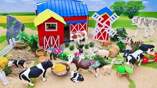 Build Cows and Cattles Farm Playset | Caring for Cow Injured Attacked by Tiger | Miniature Farmyard