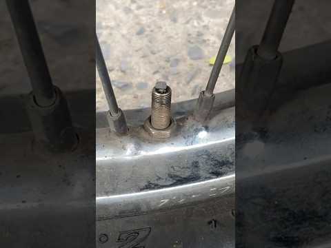 How to inflate a tire without tools #tips #diy #knot #great #timesavinghacks #5minuteeverything