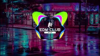 What Makes 咿呀咿呀哟 x 最后一页 DJ抖音版2025 SO VIRAL On Douyin?