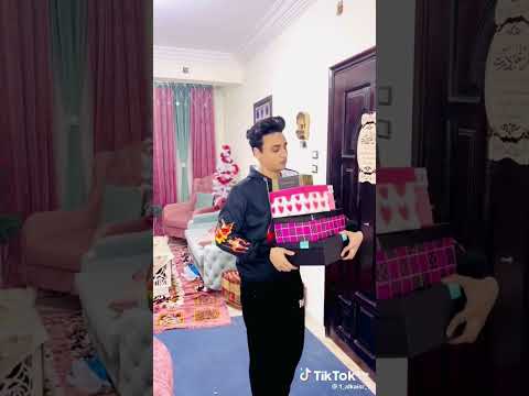 ูู
ุง ุชุฌูุจ ูุงู
ู ูุฏูู ุนูุฏ ุงูุงู
๐คฆ๐
#tiktok #ุงูููุตุฑ #ููู
ูุฏูุงุช #ูุงูู #tuzelitydance #ุงูุณุจููุฑ #ุชุฑูุฏ #comedy