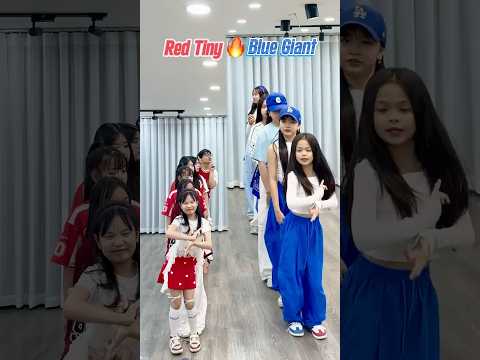 Red Tiny or Blue Giant ?Don’t scroll- pick your side⬇️ SUBSCRIBE AND PICK #tiktok#foryou#viralreels