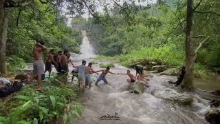 Sri Lankan boys save Italian couple from Uda Diyaluma Falls 🔥🇱🇰