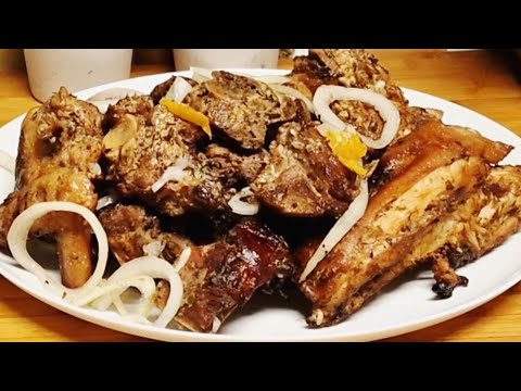 BARBECUE,BBQ: Comment Faire La Poule Et La Chèvre fumée Couvert De Feuille De Bananier Au Barbecue