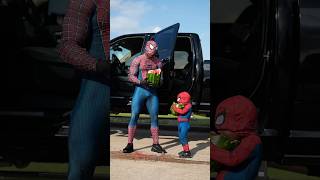 My son wanted to play superheroes today , and I wanted to workout… so we just did both..🏃‍♂️💨🦸‍♂️