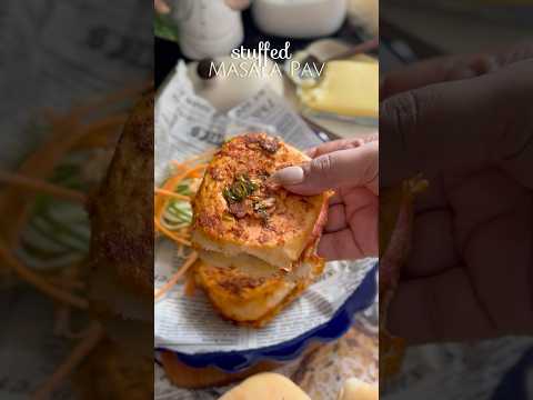 Masala bhi aur stuffed bhi #streetfood #homemade #shortsfeed #shortsviral