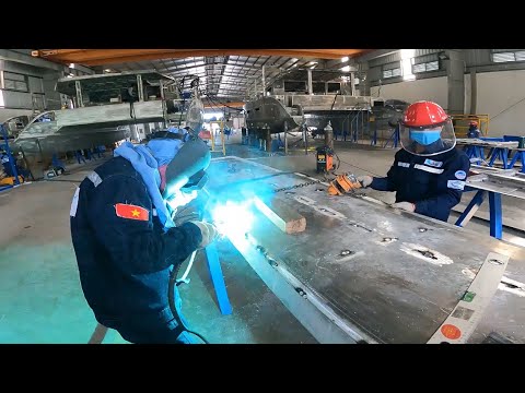 Ep 41 "How to weld a performance catamaran" argument