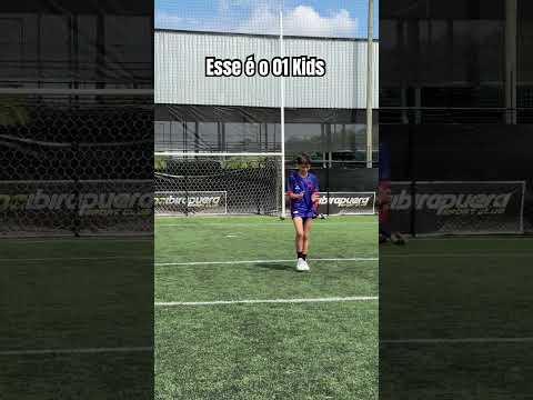 Que golaço do Ricardinho