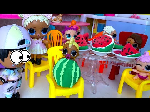 ВЫРОСЛИ АРБУЗИКИ🍉 из СЕМЕЧЕК В ПУЗИКЕ🍉😜 малыши ЛОЛ LOL в детском садике куклы ЛОЛ сюрприз МУЛЬТИК