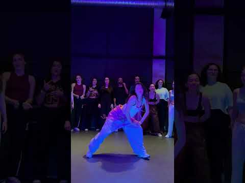 #shortdance #dance #frenchdancer  #choreography #danceteacher #danceclassparis #danceclass