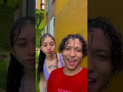 Éste Este filtro te mueve los labios, la canción