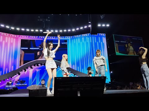 [FANCAM] 20230503 TWICE (트와이스) Sydney - WALLFLOWER