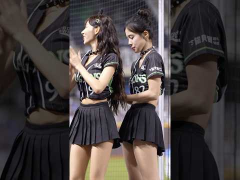 多慧幫林襄喬一下 @lee_dahye#이다혜#이다혜치어리더#치어리더#기아타이거즈#李多慧#cheerleaders#台湾野球チア#小龍女#臺北大巨蛋