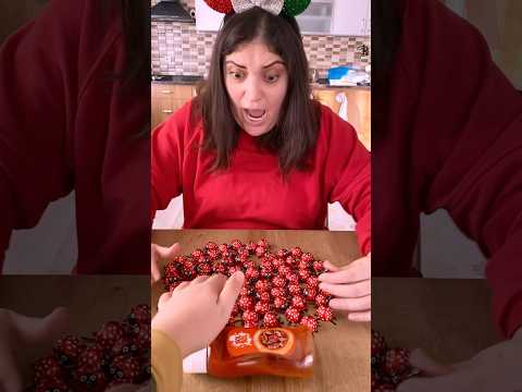 Annem Çikolatalarını Alıcam Sandı Hemen Sakladı 😋🍫🍫🐞🐞😱😝🤣🤣#shorts #keşfet